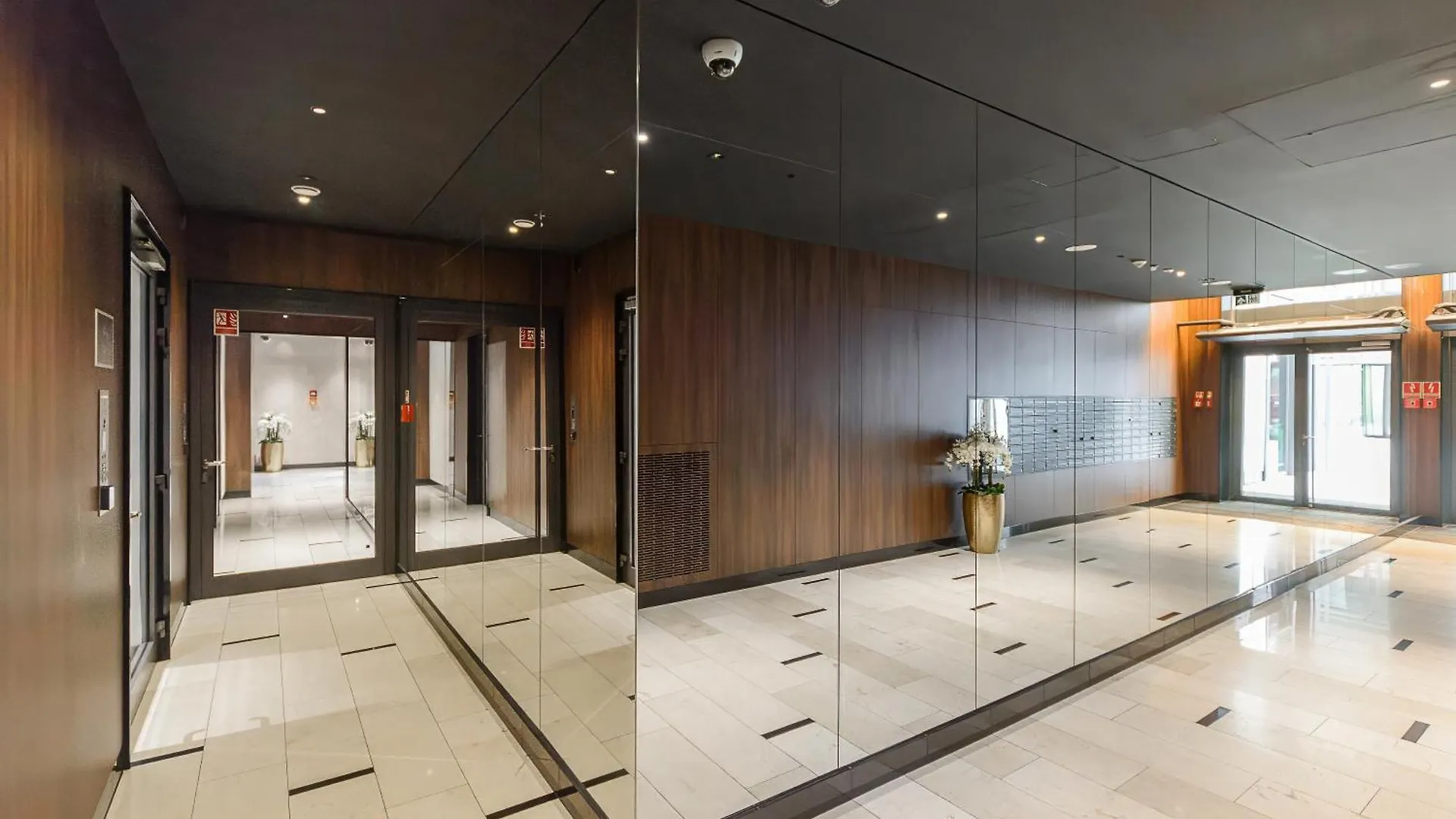 Premium Apartments With Parking & Balcony On Browary Warszawskie Варшава